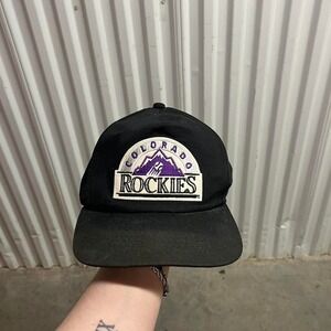 Vintage 90s Colorado Rockies embroidered big logo yupoong snapback hat‎